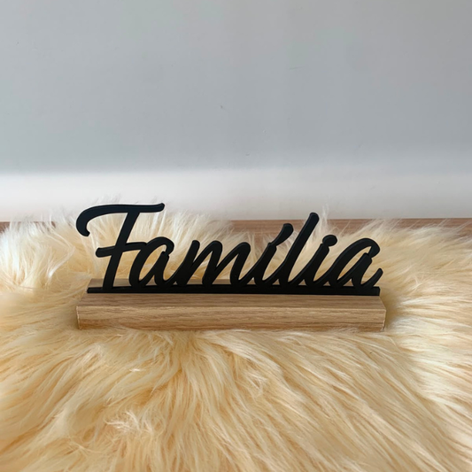 Placa Decorativa Família em MDF 20x16cm