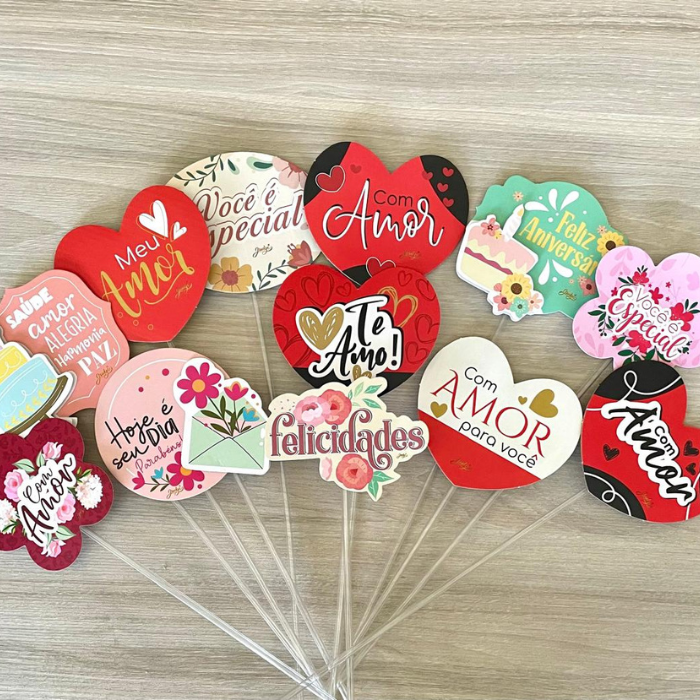 Plaquinhas decorativas variadas | 30 Unidades