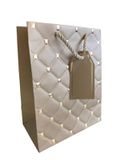 SACOLA PARA PRESENTE DE PAPEL  P - OURO