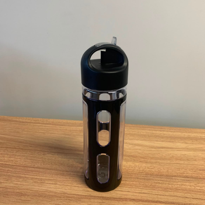 Garrafa Squeeze 700ml Preta – Garrafa para Água, Academia e Dia a Dia
