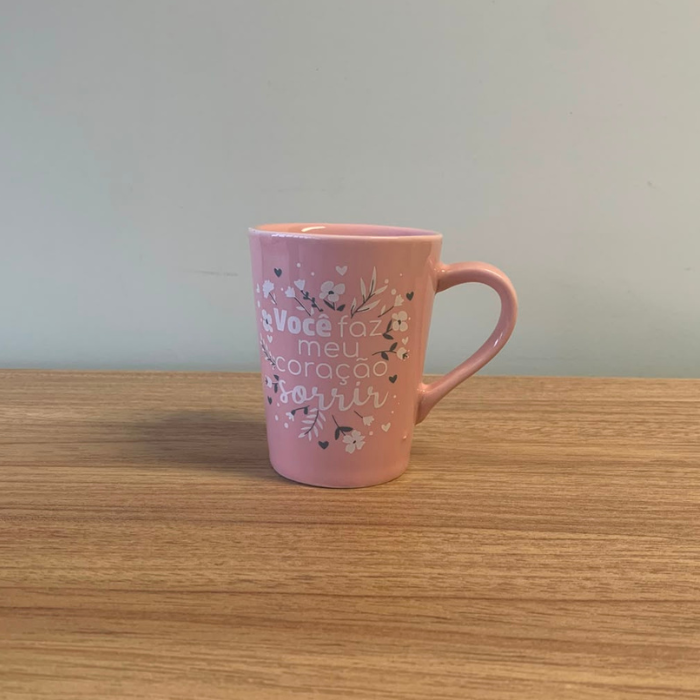 Caneca porcelana 220 ml - rosa - você faz meu coração sorrir