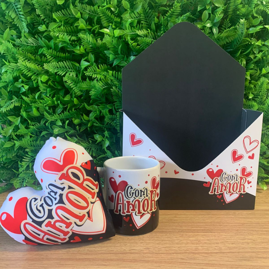 Kit Presente Com Amor Para Você com Caixa Envelope, Caneca 300ml e Almofada Coração | KITCE670