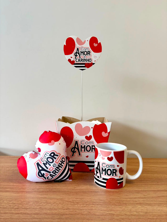 Kit Presente com Cachepô, Plaquinha, Mini Almofada e Caneca Com Amor e Carinho – KIT897