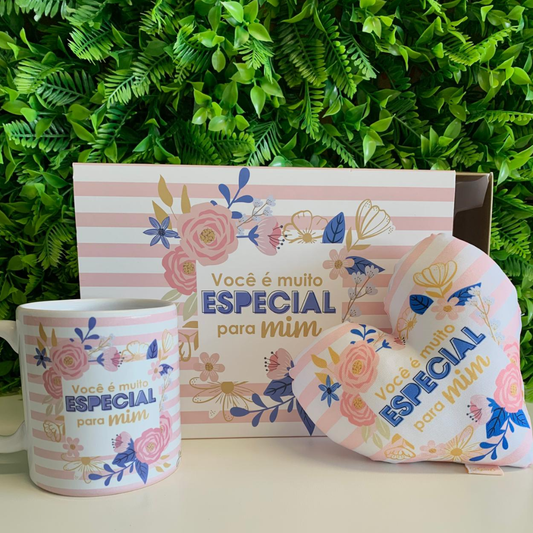 Caixa presente + Caneca + Almofada mini coração - Para um pessoa especial - Combo - KITCXC720