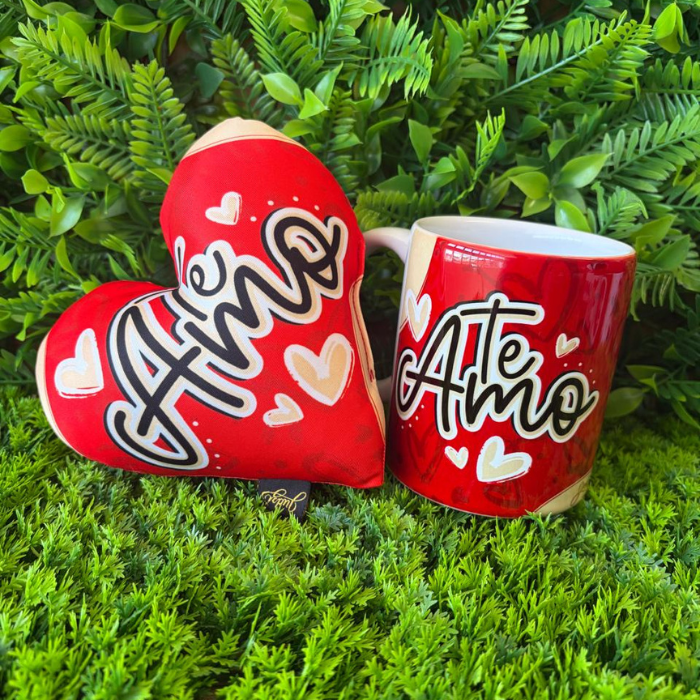 Caneca + Almofada mini coração - Te amo - KITCM669A